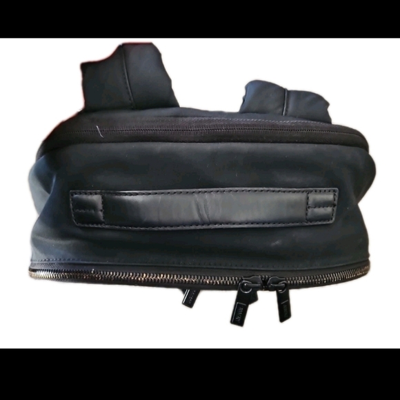 AWAY The Backpack Black Travel Carry-On Luggage 25.5L  Expandable Nylon TSA Bag - Picture 8 of 14